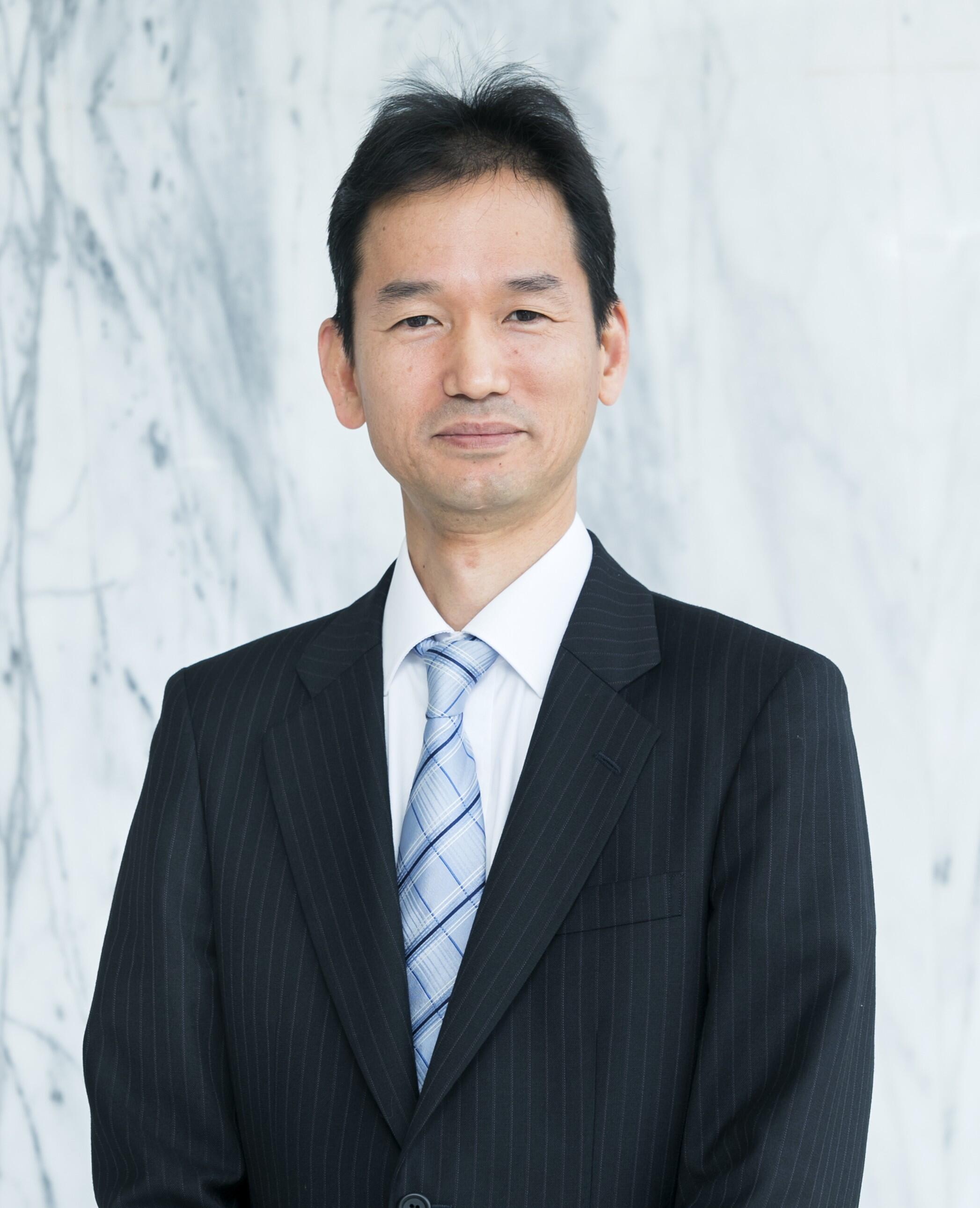 日本文学科長 矢野 千載