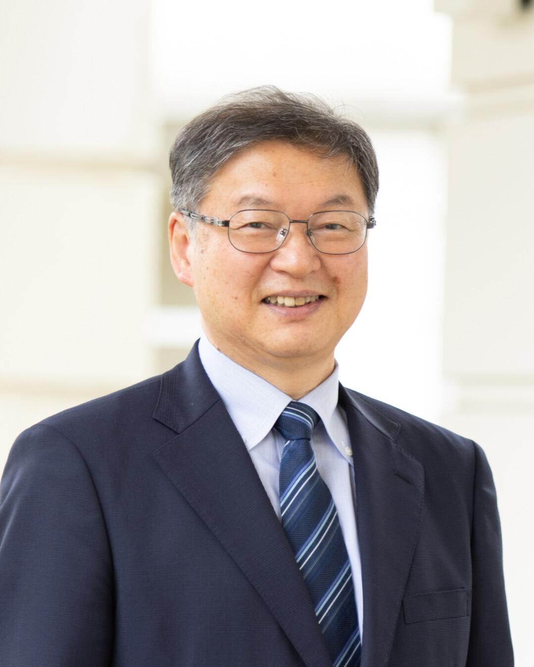 児童教育学科長 盛島　寛